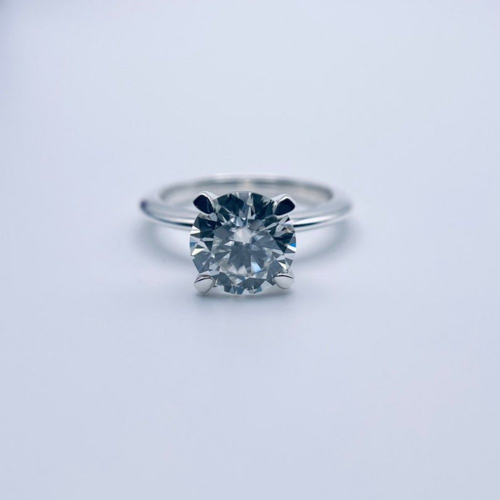 2ct D Round Cut Moissanite 4 Prong Solitaire Ring 14K Gold Plated Size 6 7 7.5